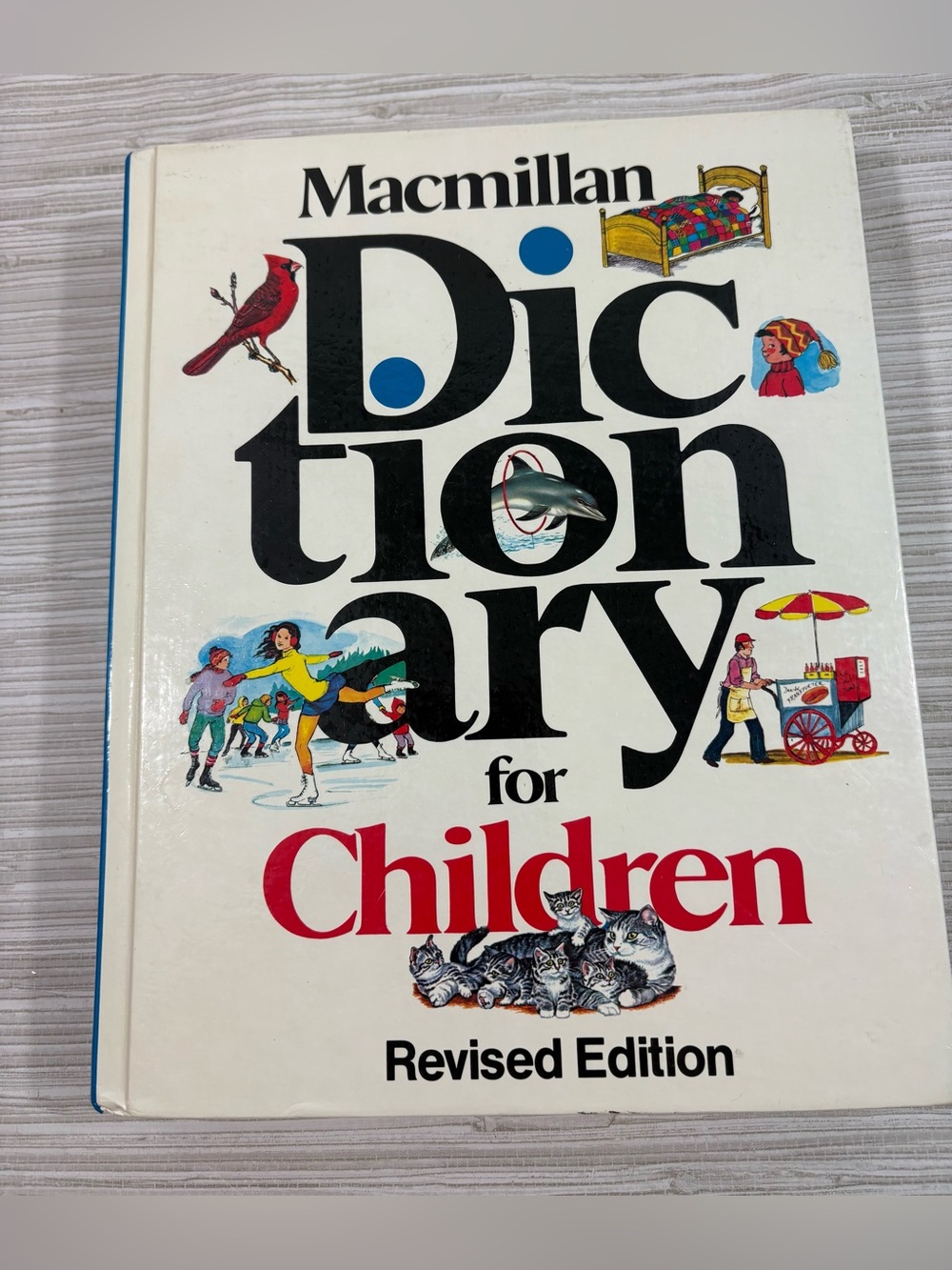 📚 Macmillan Dictionary vintage 1980s hardcover book 📚